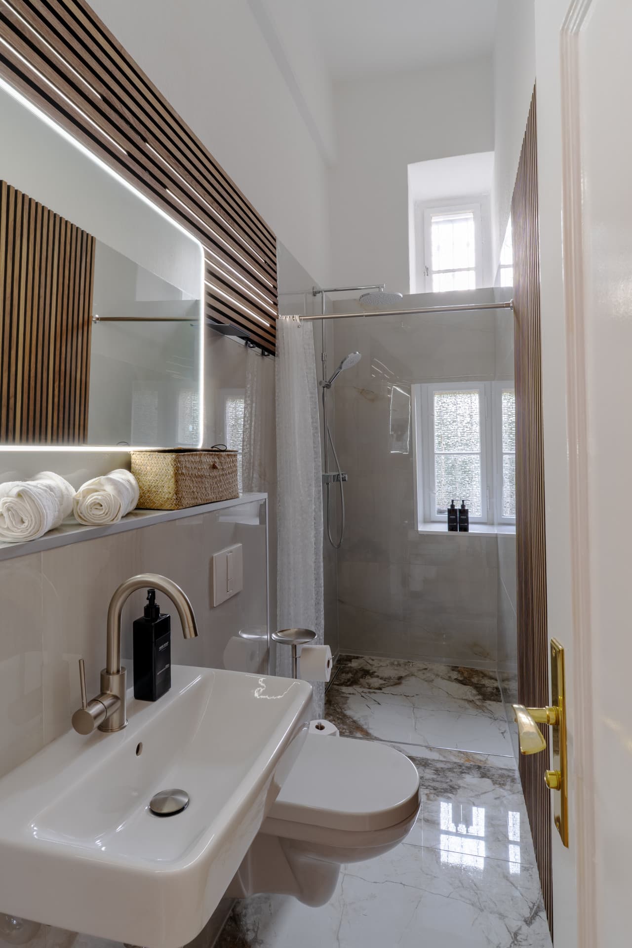 Premium-Bettwäsche & Handtücher