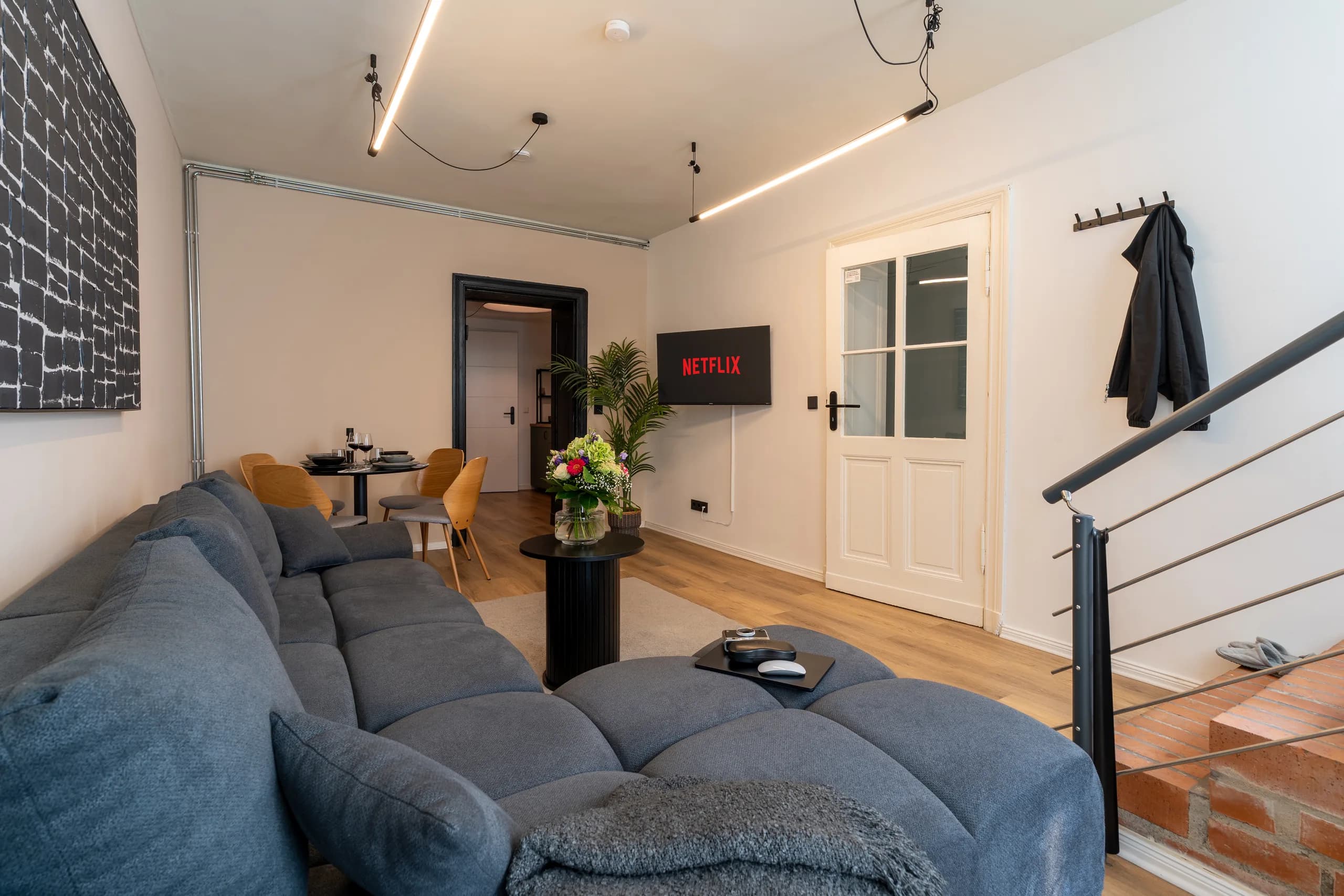 Appartamento di Design con LED-Sign — Bergmannkiez 3