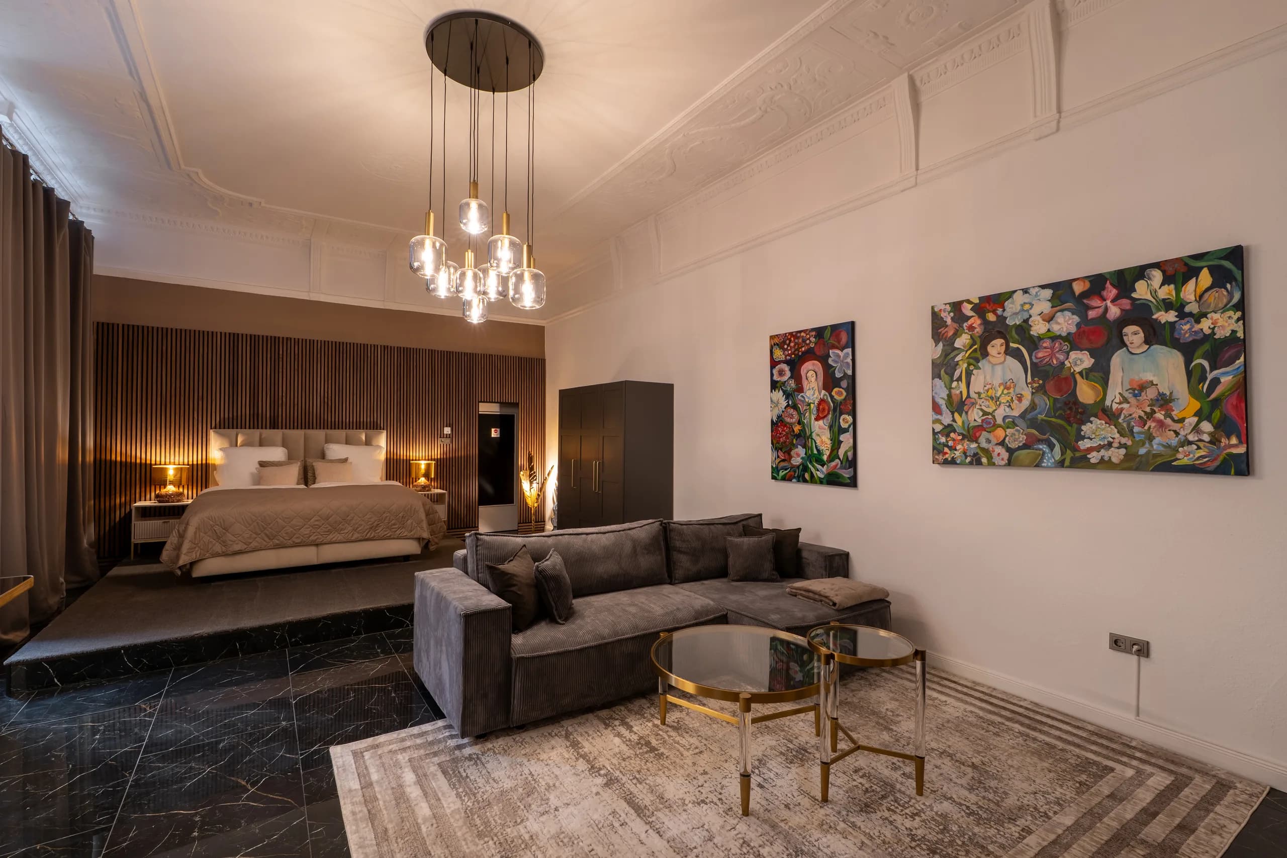 City West Appartamento d'Epoca di Lusso — Compatto 4